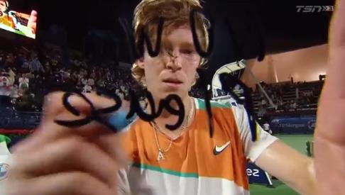 脱颖而出 脱颖而出