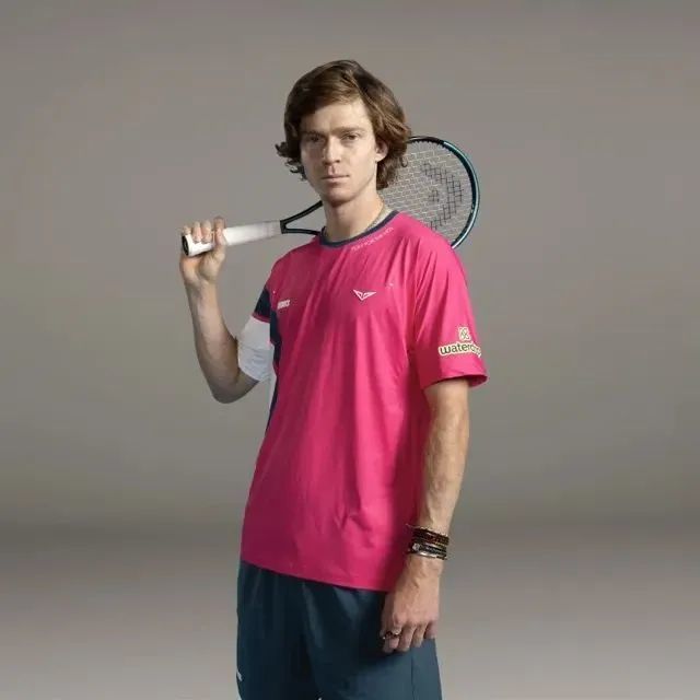 更是手眼合 更是手眼合