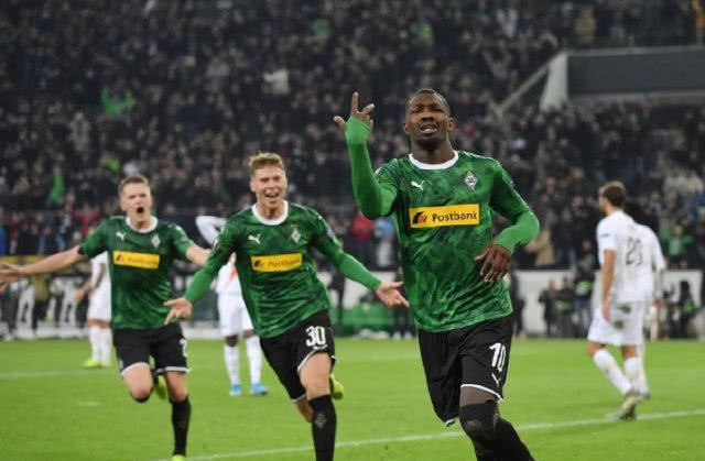 在关键词层 在关键词层